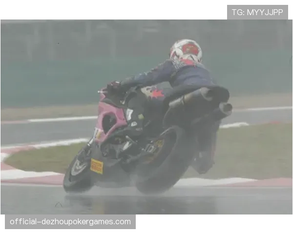 雨中激战90分钟，昂热与梅斯为保级拼尽全力各取一分